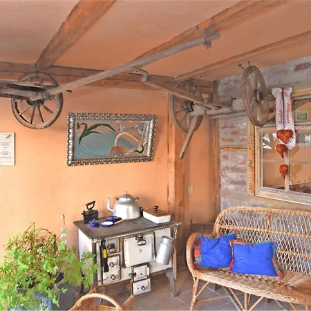Cozy Intabarz Thuringia Near Forest