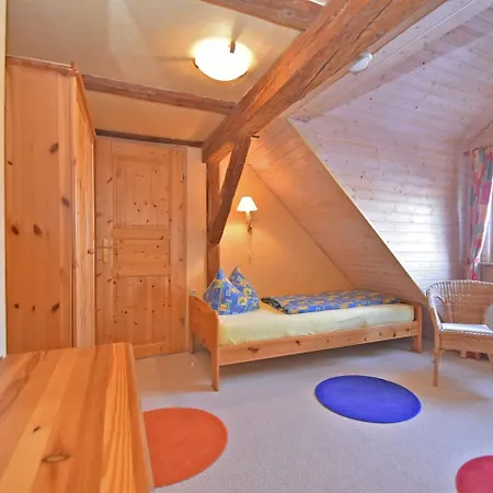 Cozy Intabarz Thuringia Near Forest * Cabarz